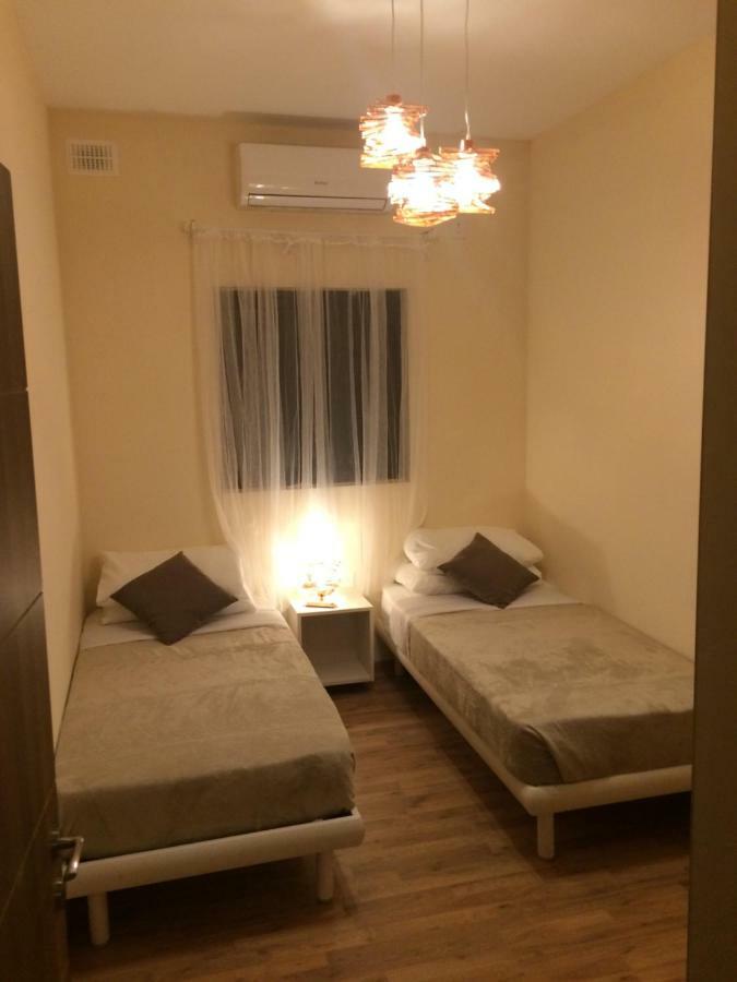 Higlander Apartments 멜리에하 외부 사진